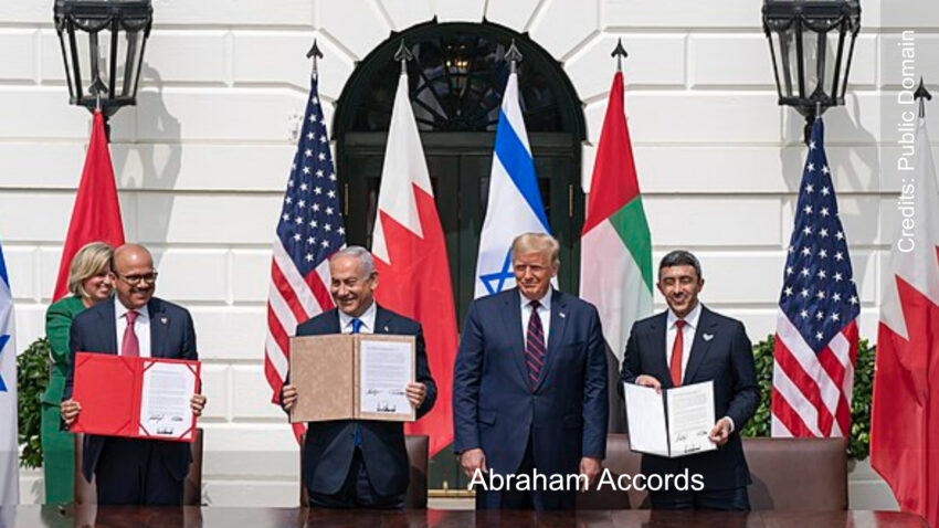 President Donald J. Trump, Minister of Foreign Affairs of Bahrain Dr. Abdullatif bin Rashid Al-Zayani, Israeli Prime Minister Benjamin Netanyahu and Minister of Foreign Affairs for the United Arab Emirate