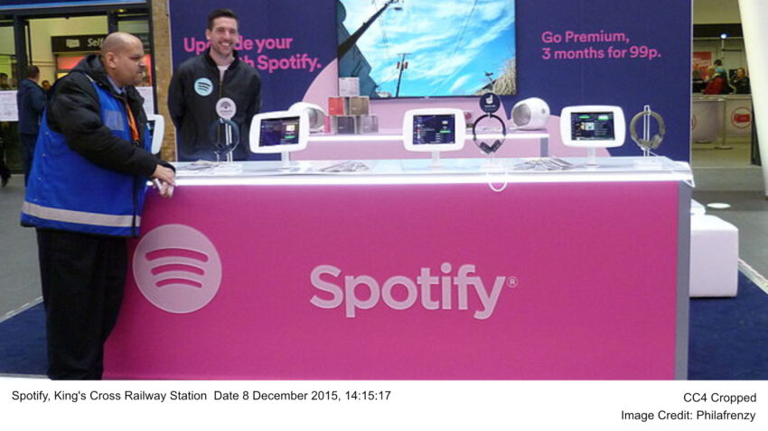 Spotify, King's Cross Railway Station Date 8 December 2015, 14:15:17